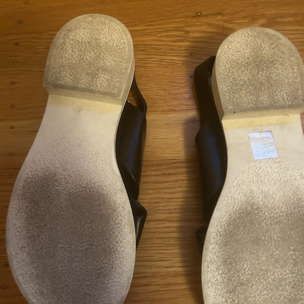 Robert Clergerie Black Sandals with white Soles - Picture 5 of 5